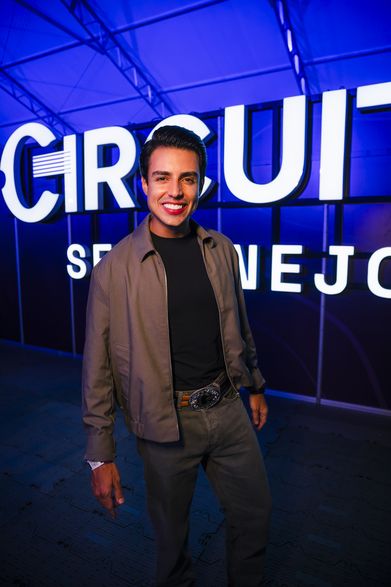 9=IzY6YmZ3IzY1ojci5SbvNmLzdXZuVGdhRWZoRHQvRXY052bjpjN2kTO2AjM0MjOnVGcq5ydvxGMhFjN1QWO2MjMlFGM3gTNxIGM0QWNxIjMhNjZihDZ1YkMlgDZ1YkMlEjM4gTMGJTJwUTO3kjN3QzNy8VL1ETLf9VLwITLfpTO Jorge & Mateus, Luan Santana e Wesley Safadão comandam a segunda noite da 36ª edição do Jaguariúna Rodeo Festival